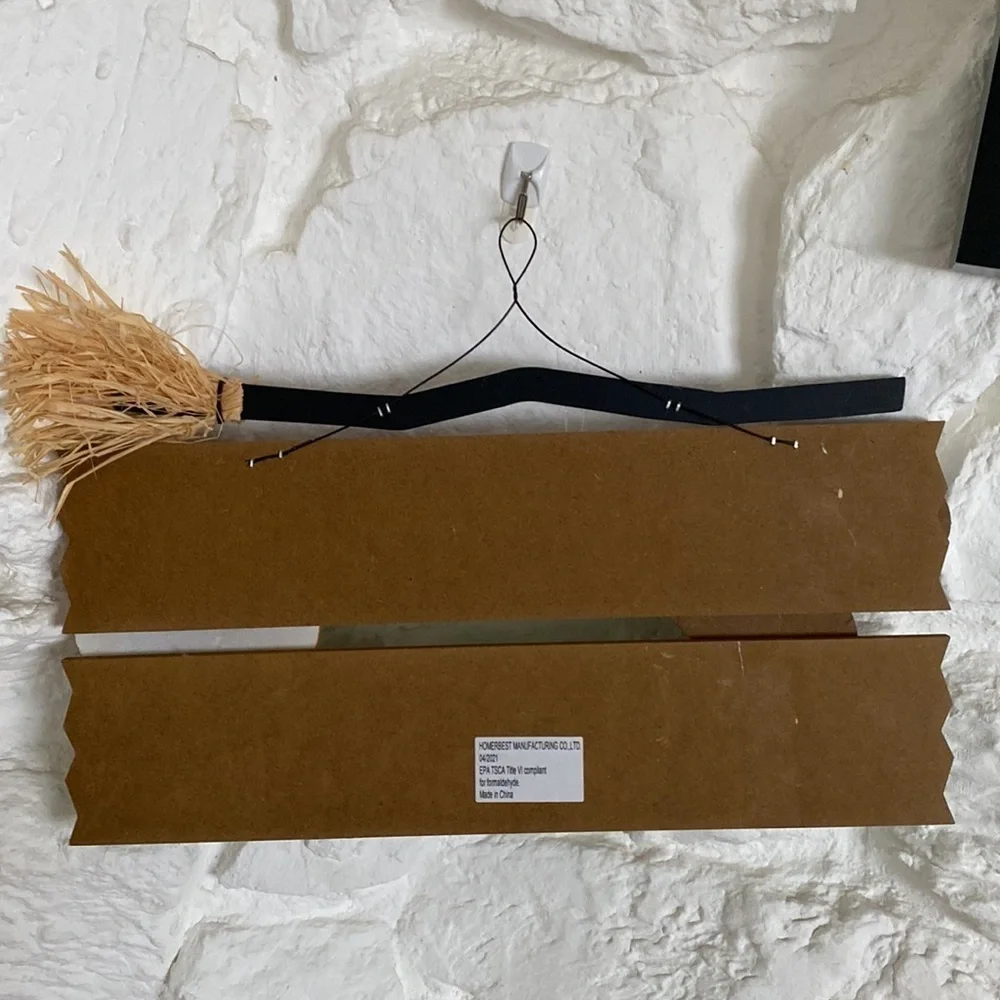 NWT WITCHES HANGING BROOM SIGN